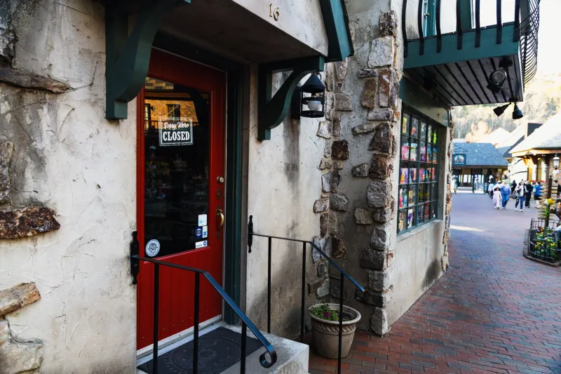 Hiding in Plain Sight: The Quiet Warning Signs That a Local Business Is About to Close